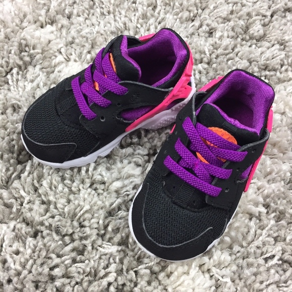 baby girl nike shoes size 4c